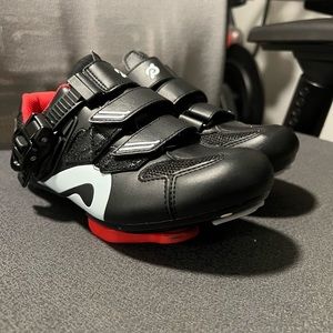 Peloton Women’s Cycling Shoes size 5 (36)